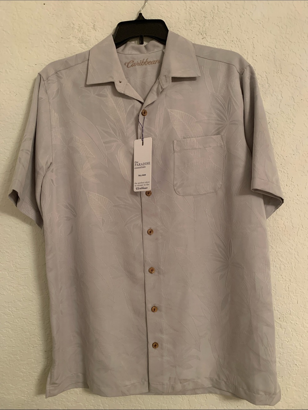 NWT Caribbean  Men’s Light Gray Textured Short-Sleeve Woven Shirt Size LT